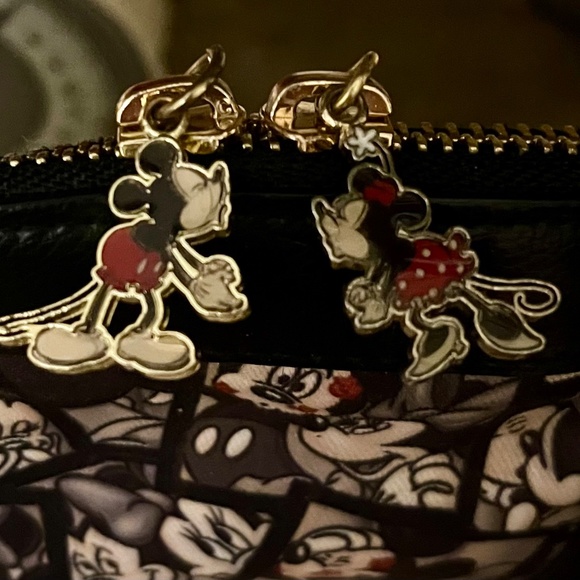 Super cute Minnie and Mickey Mouse Bag - Picture 4 of 7
